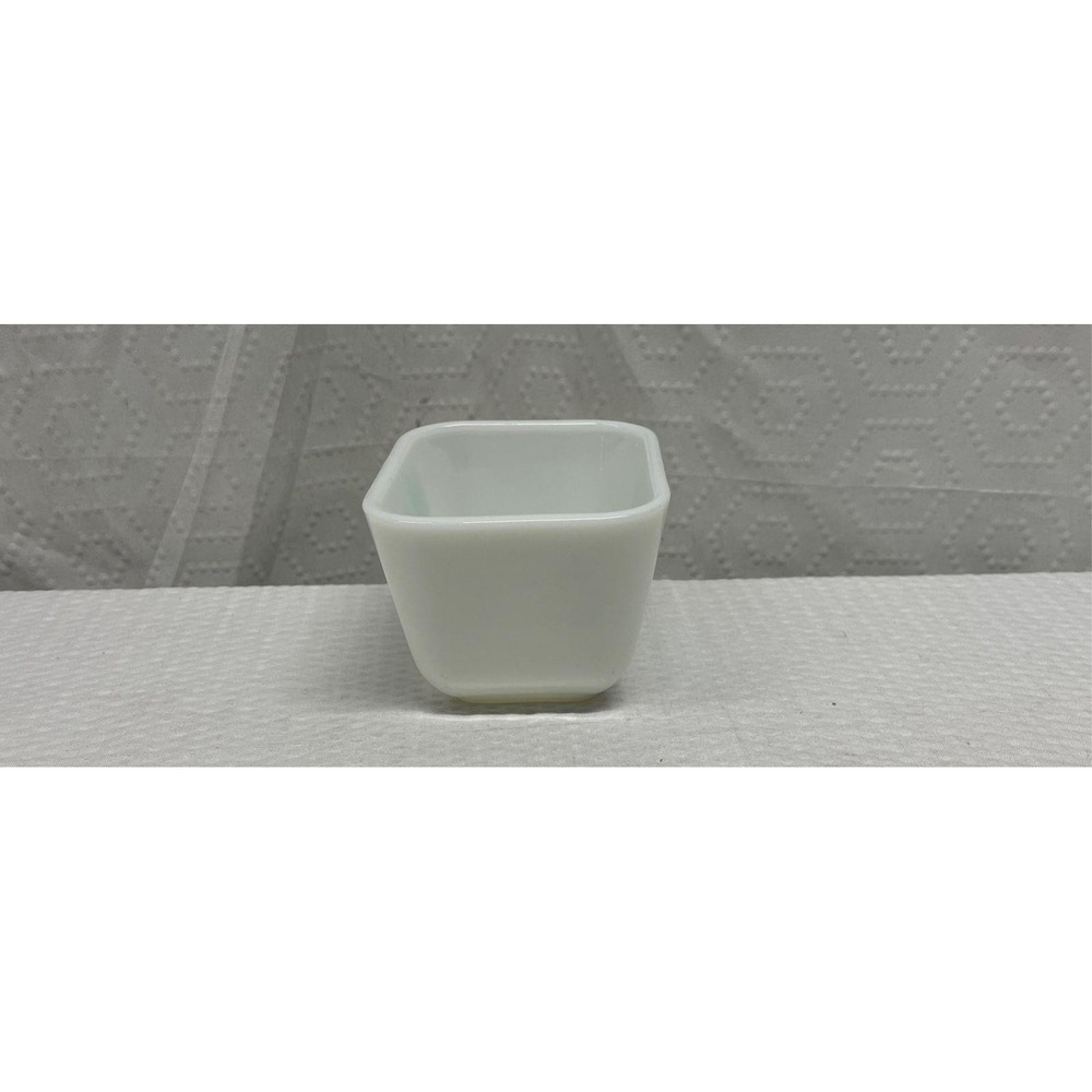 Pyrex 501 Amish Butter Print 1.5 Cup Refrigerator Dish Turquoise NO LID ## - Picture 2 of 5